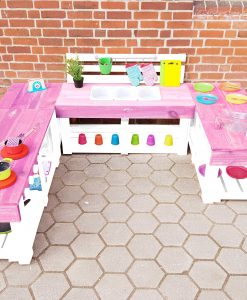 Matschküche-Kinderküche-aus-Paletten-Holz-XLMP-bunt-rosa